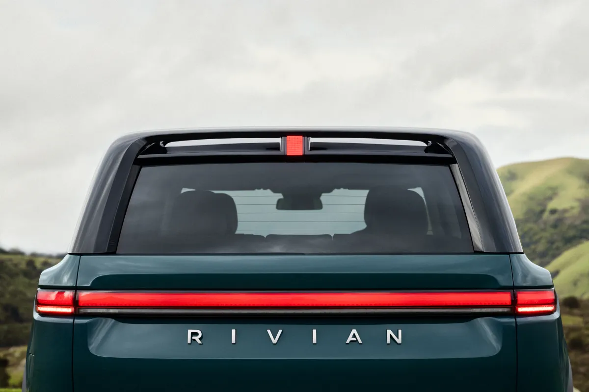 R2 CatalinaBlueExterior8.jpg