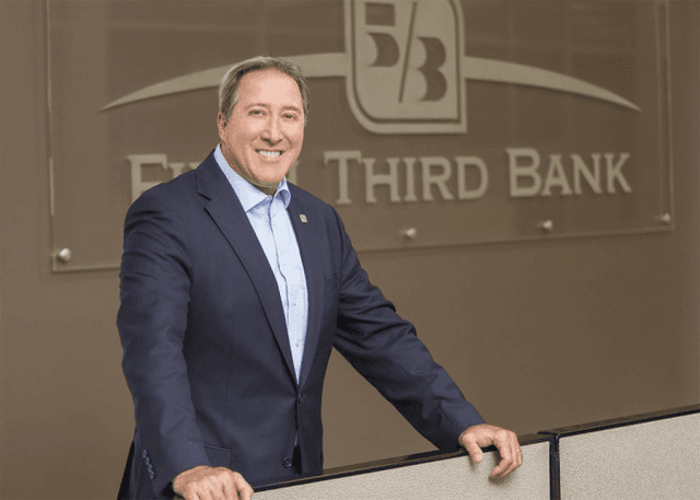 Fifth Third Comerica conversion rebranding former Comerica branches after Labor Day weekend