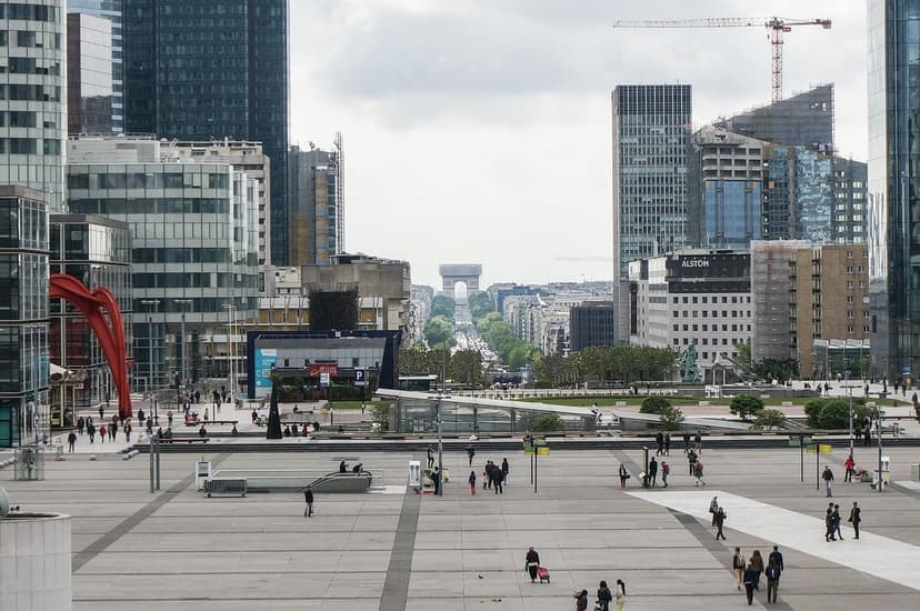 La Defense business district in Paris, home market of Spiko Series B tokenized fund issuer
