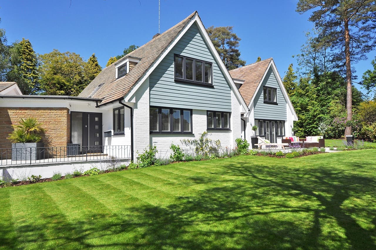 Suburban family home, illustrating the loanDepot HELOC expansion to 47 states