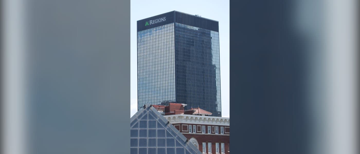 Regions Center tower in Birmingham, Alabama, headquarters of Regions Bank in the Regions Clip Money deal